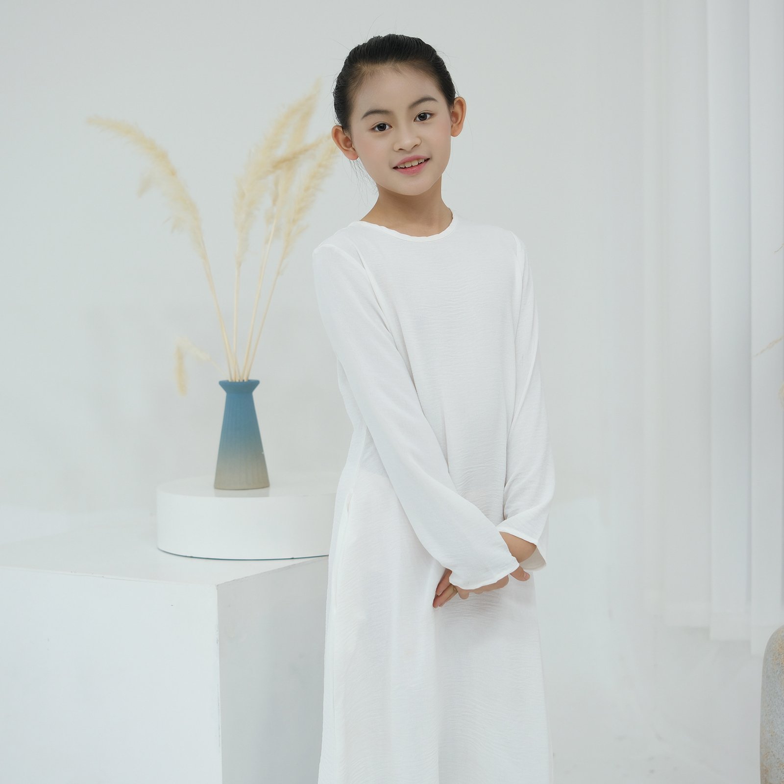 Exquisite Embroidery Tassel Children's Robe Abaya - Image 8