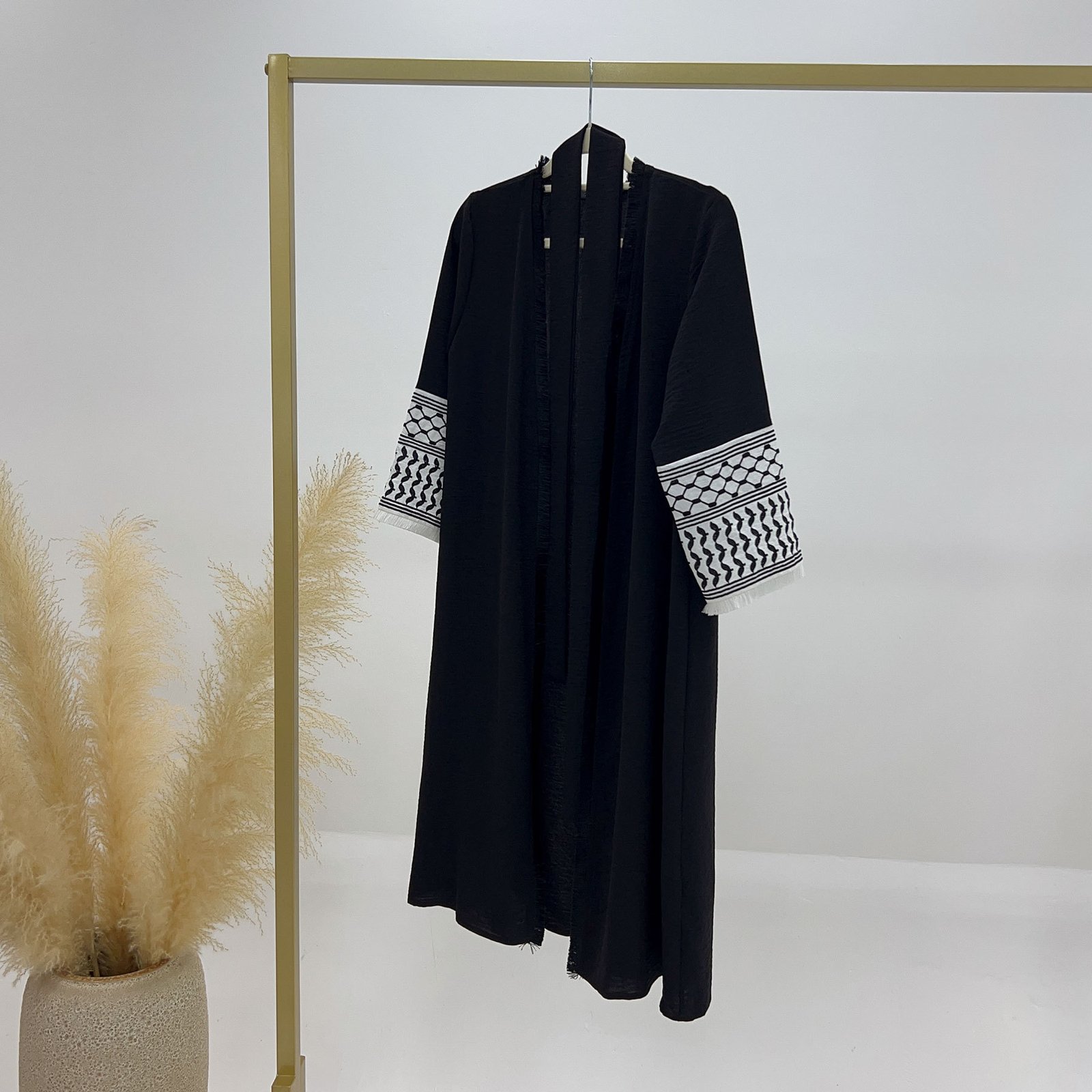Exquisite Embroidery Tassel Children's Robe Abaya - Image 5